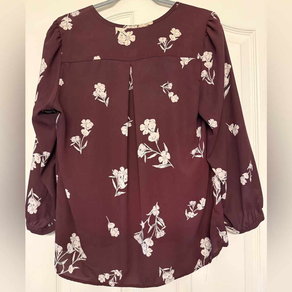 Collective Concepts Merlot Floral Blouse Sheer V-Neck Burgundy XL EUC - Picture 16 of 16